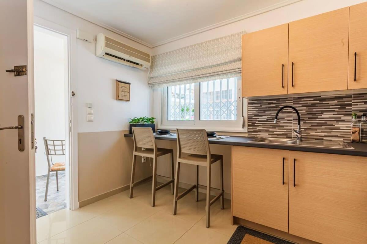 Kalamata Lime Studio - Cozy Gem With Private Parking מראה חיצוני תמונה