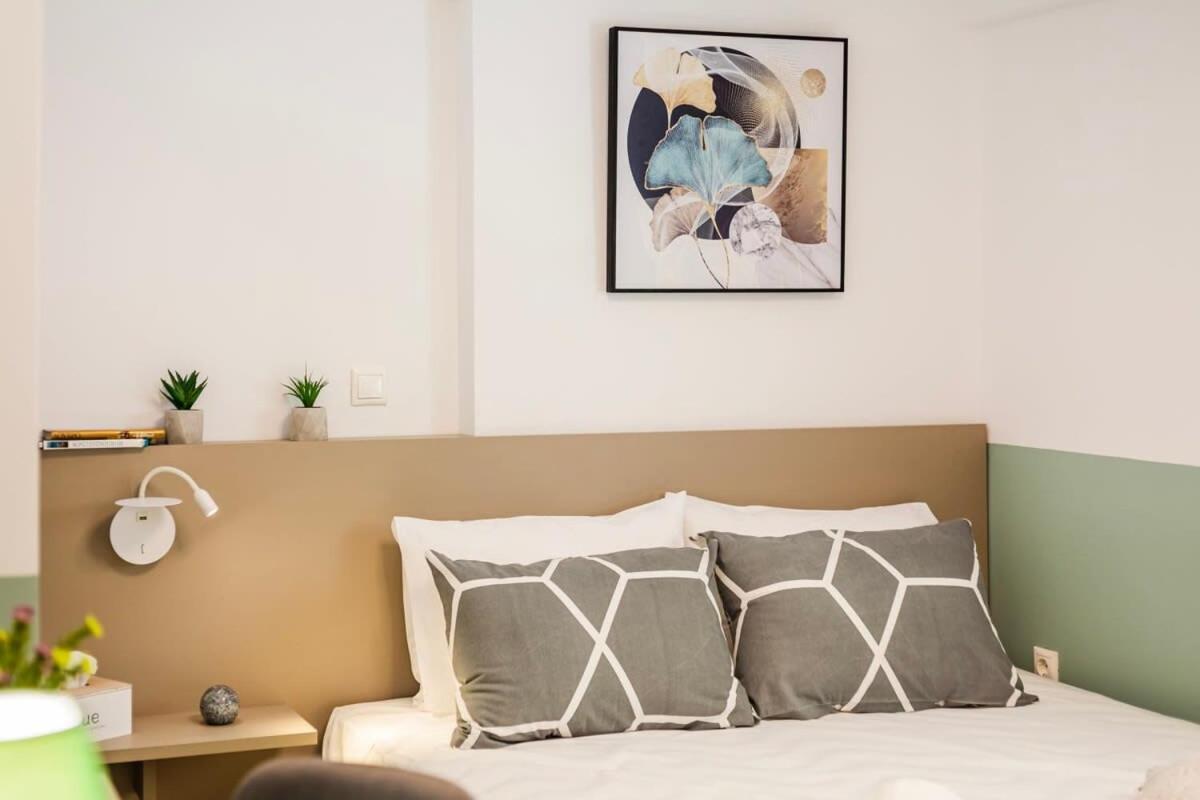 Kalamata Lime Studio - Cozy Gem With Private Parking מראה חיצוני תמונה
