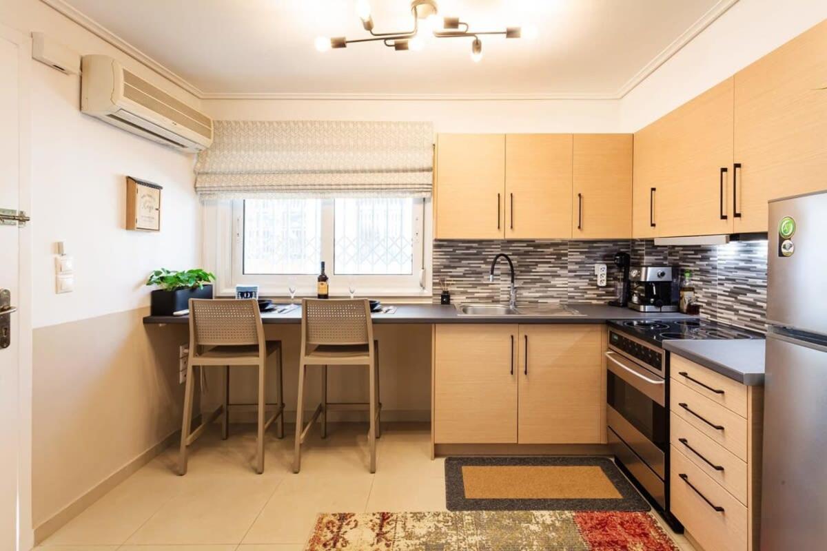 Kalamata Lime Studio - Cozy Gem With Private Parking מראה חיצוני תמונה